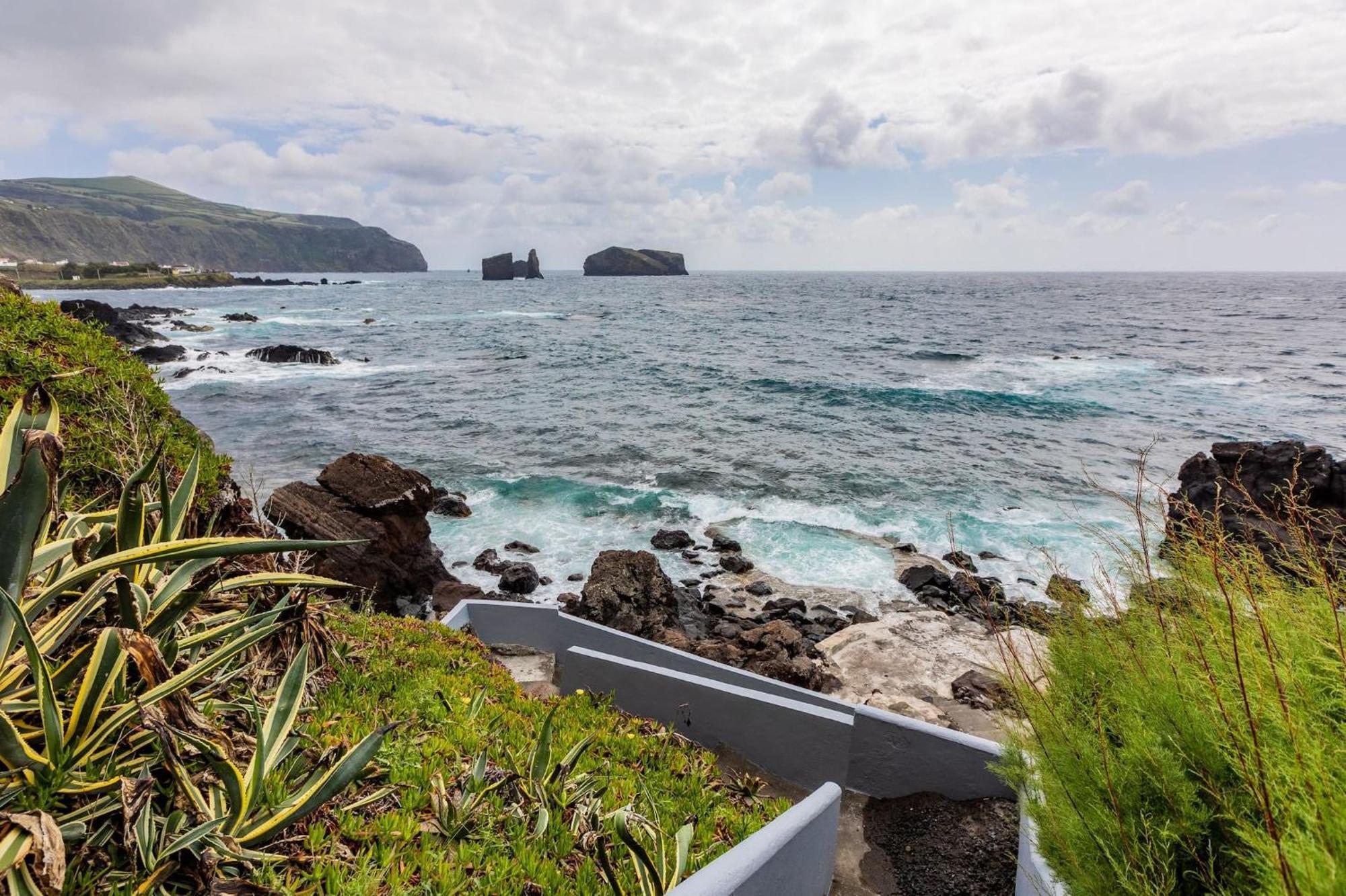 Mosteiros Natural Pool House Ngoại thất bức ảnh